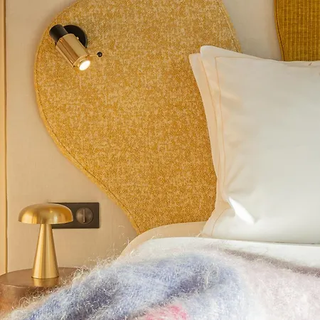 Yuna Porte-maillot - 4* Levallois-Perret