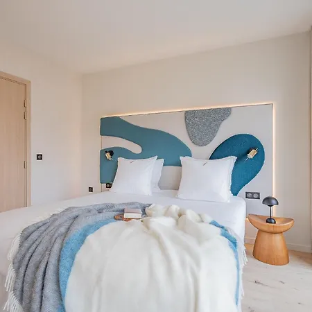 Yuna Porte-maillot - Lejlighedshotel