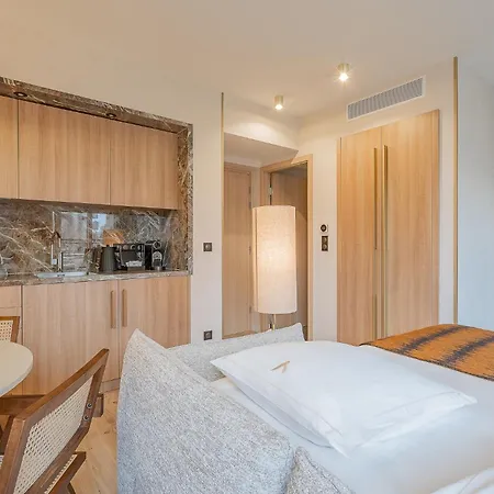 Yuna Porte-maillot - Levallois-Perret