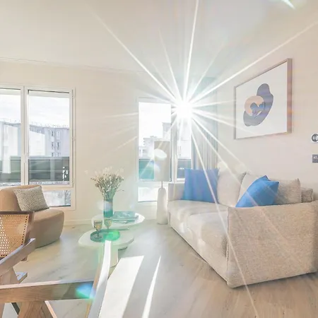 Yuna Porte-maillot - Apartmanhotel