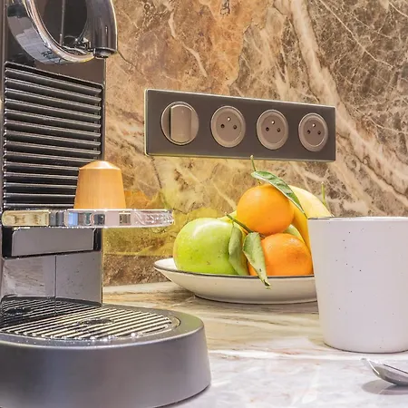 Yuna Porte-maillot - Levallois-Perret