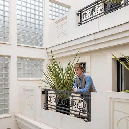 Yuna Porte-maillot -