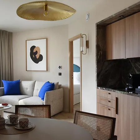 Yuna Porte-maillot -