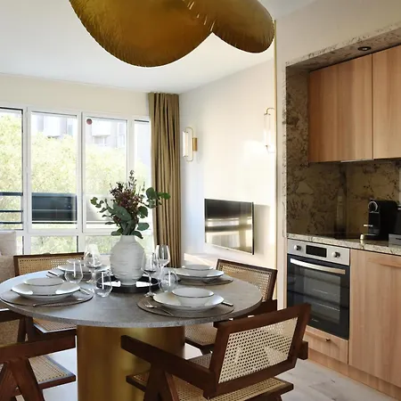 Hotel apartamentowy Yuna Porte-maillot -