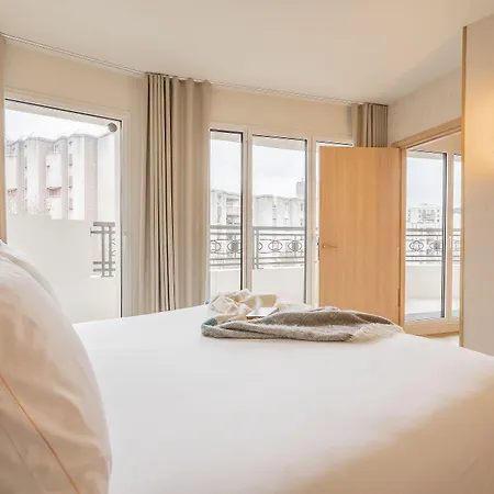 Yuna Porte-maillot - Hotel apartamentowy Levallois-Perret