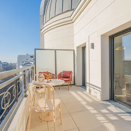 Yuna Porte-maillot - Levallois-Perret