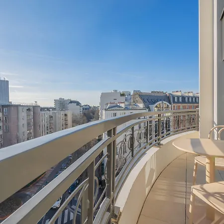 Yuna Porte-maillot - Levallois-Perret
